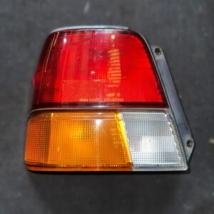 Faro Posterior Toyota Corsa