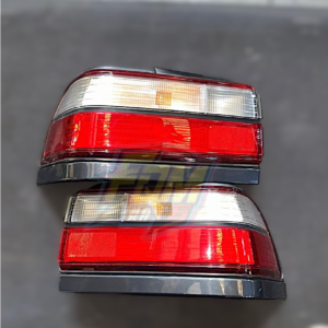 Faro Posterior Toyota Corolla auto