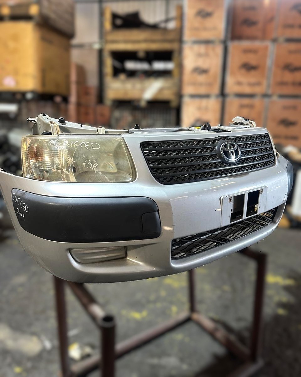 Frontal Toyota Probox